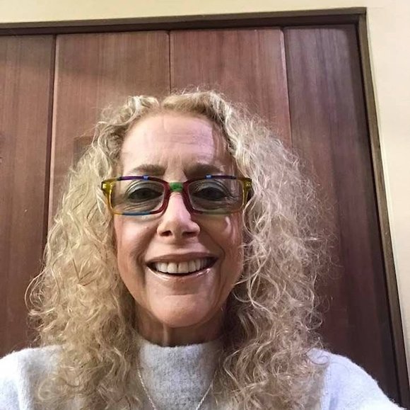 Meet your Posher, Debbye - Picture 1 of 1